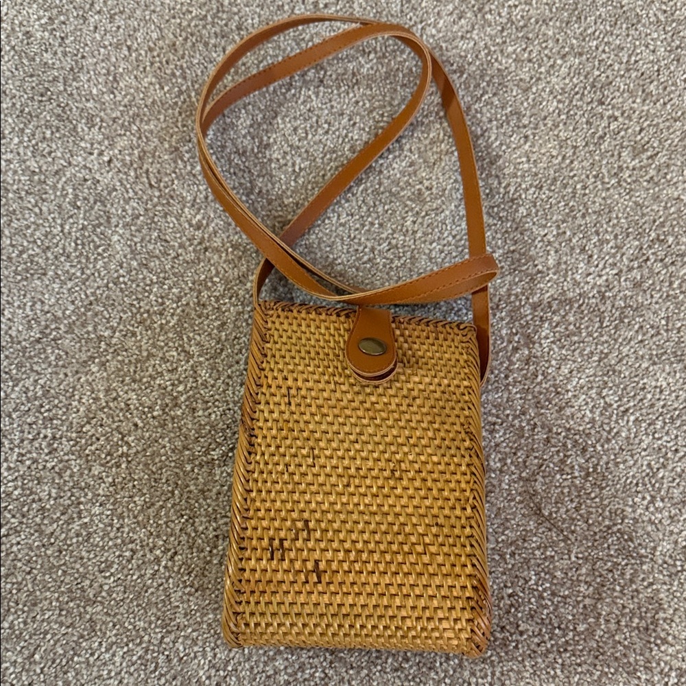 Stylish Brown Ratton Crossbody Bag